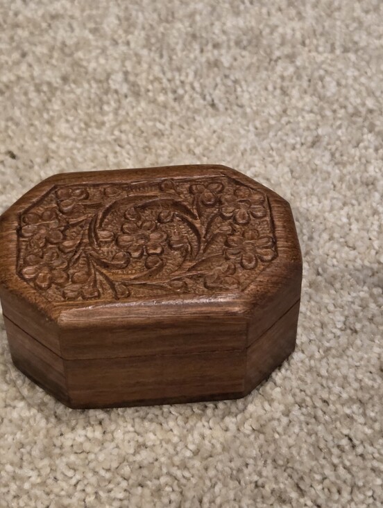 Other - Hand-Carved Floral Wooden Trinket Box - Brown